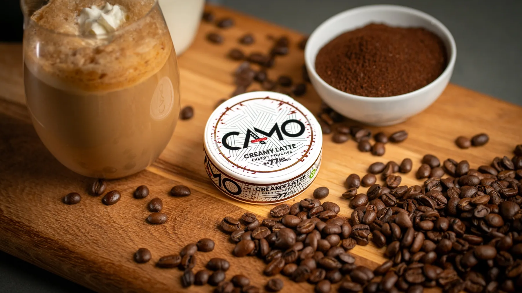 CAMO Creamy Latte energy pouches s kávou a kávovými zrny
